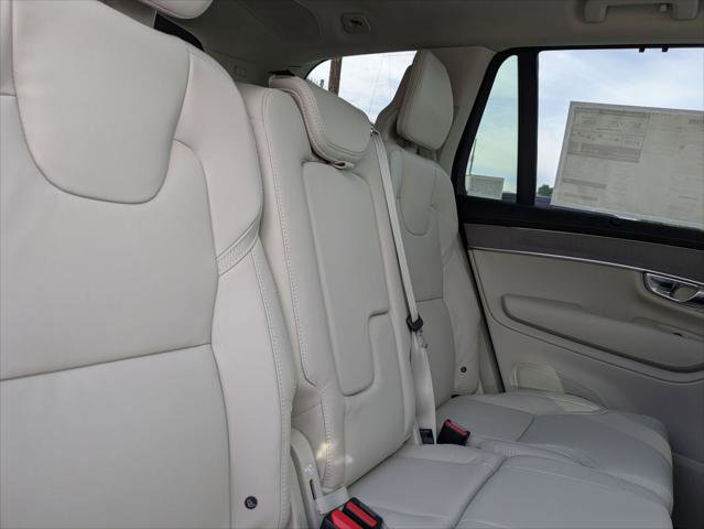 New 2026 Volvo XC90 T8 Ultra w/ Protection Package Premier image 13