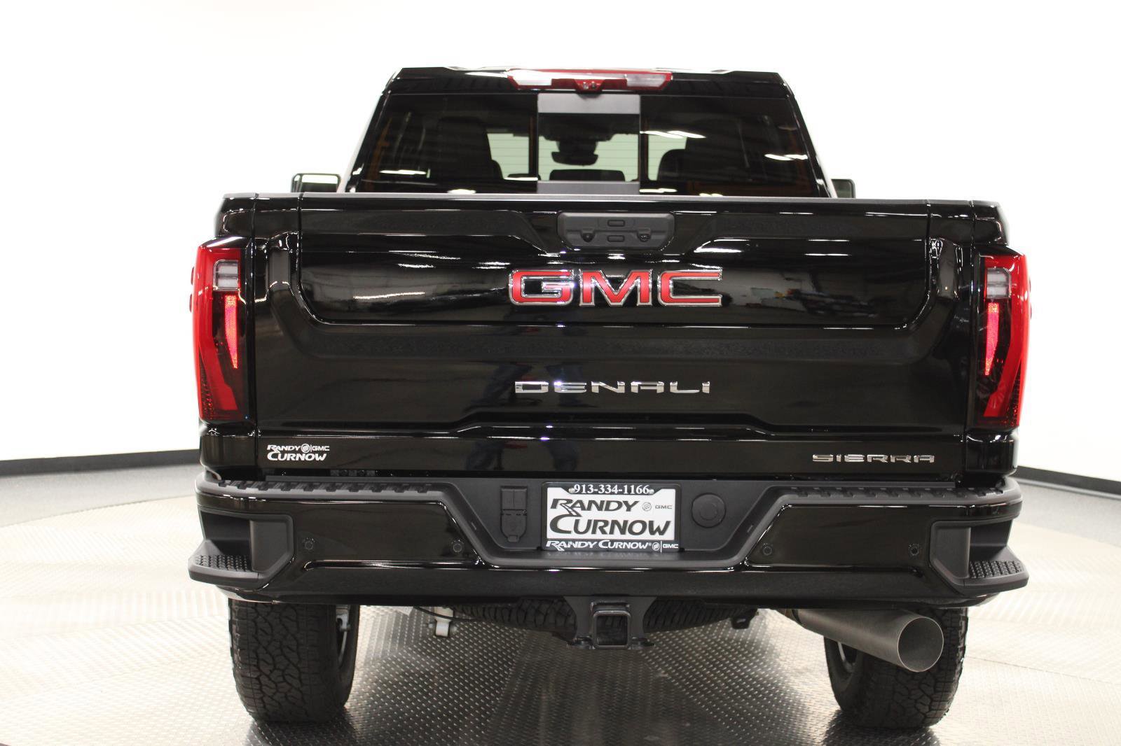 New 2026 GMC Sierra 2500 Denali w/ Denali Reserve Package image 8