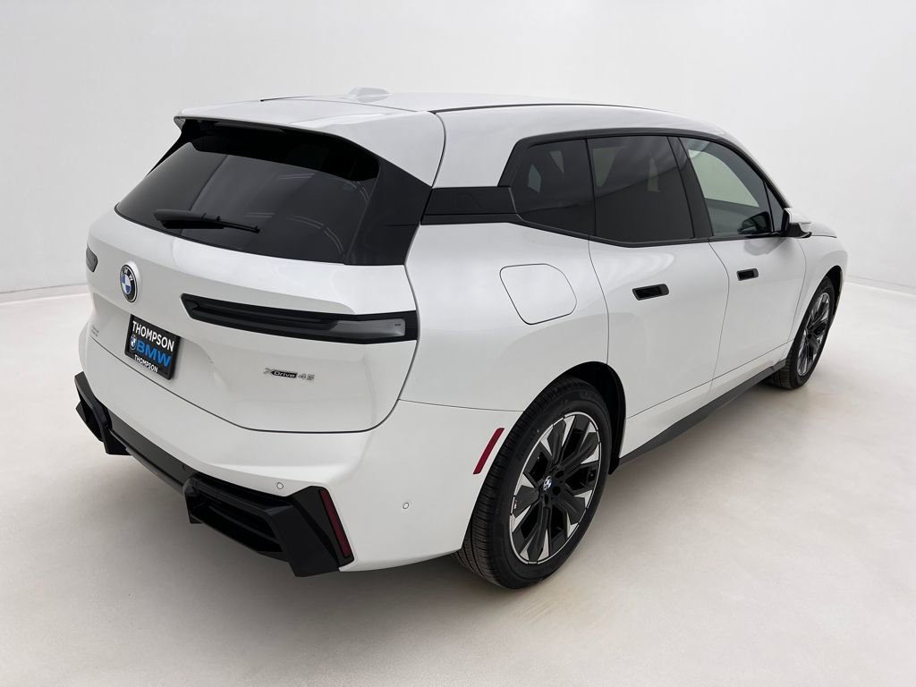 New 2026 BMW iX xDrive45 w/ M Sport Package image 5