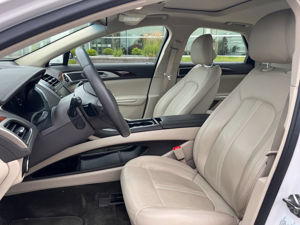 Used 2016 Lincoln MKZ AWD w/ Equipment Group 300A Reserve image 10
