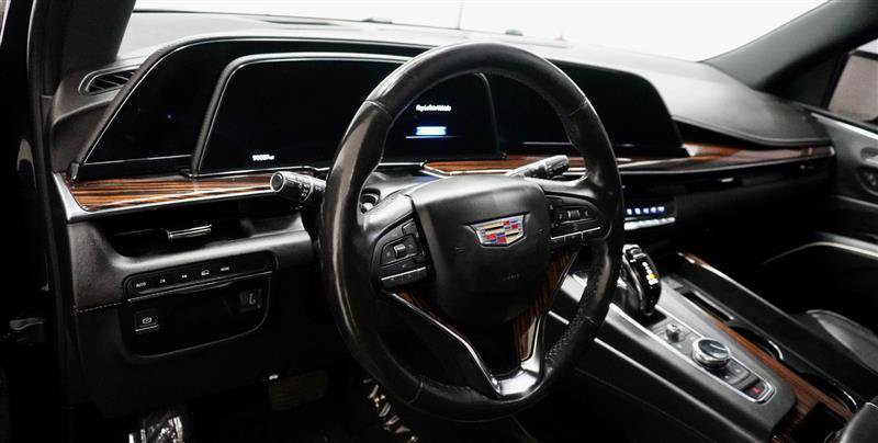 Used 2022 Cadillac Escalade ESV Premium Luxury AWD/4WD image 13