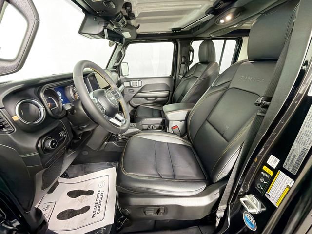Used 2024 Jeep Wrangler Unlimited Sahara w/ Technology Group AWD/4WD image 21