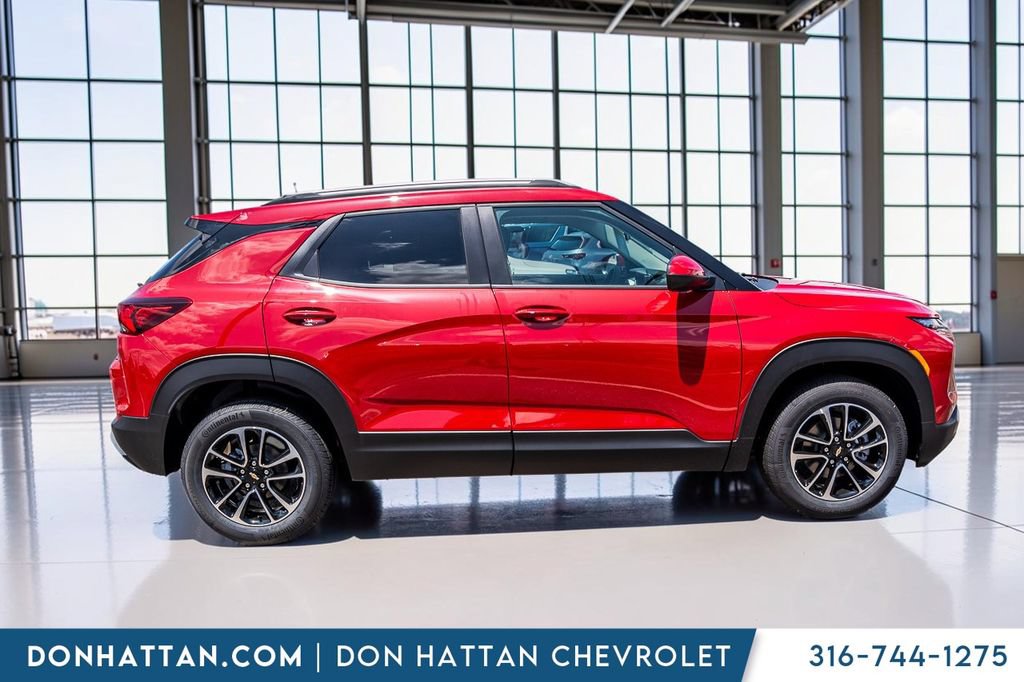 New 2026 Chevrolet TrailBlazer LT w/ Driver Confidence Package FWD image 29