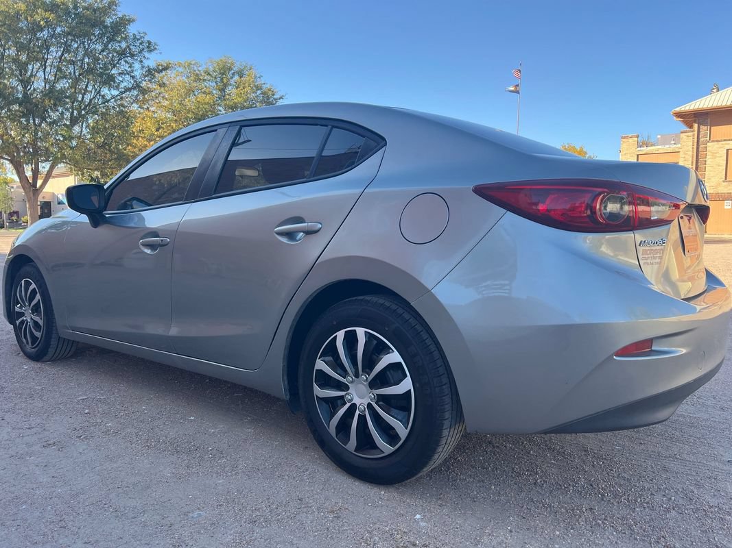 Used 2015 MAZDA MAZDA3 i Sport FWD image 5