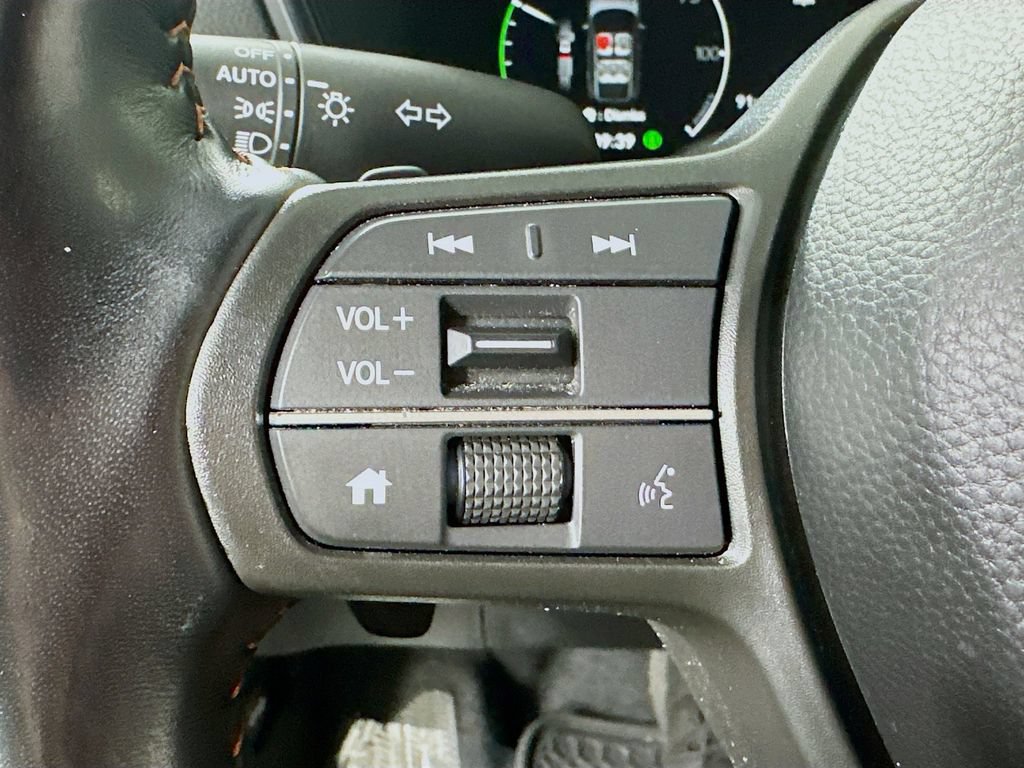 Used 2025 Honda CR-V Sport-L image 25
