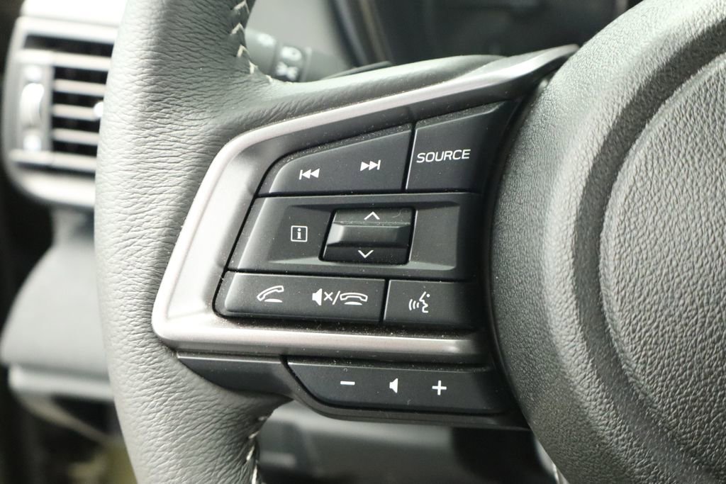 Used 2025 Subaru Outback Premium image 35