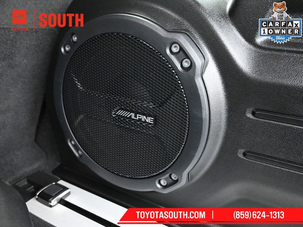 Used 2022 Jeep Wrangler Unlimited Rubicon w/ Xtreme Recon 35" Tire Package image 31