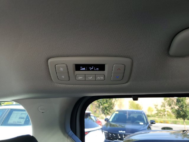 New 2027 Kia Carnival EX FWD image 19