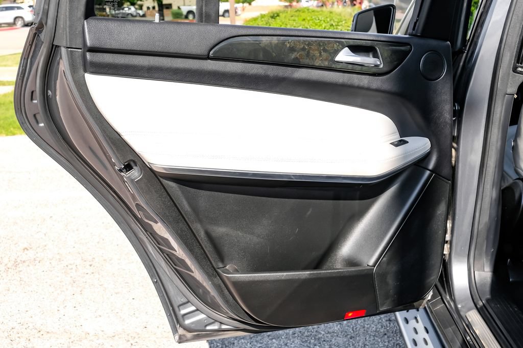 Used 2018 Mercedes-Benz GLS 550 4MATIC image 59