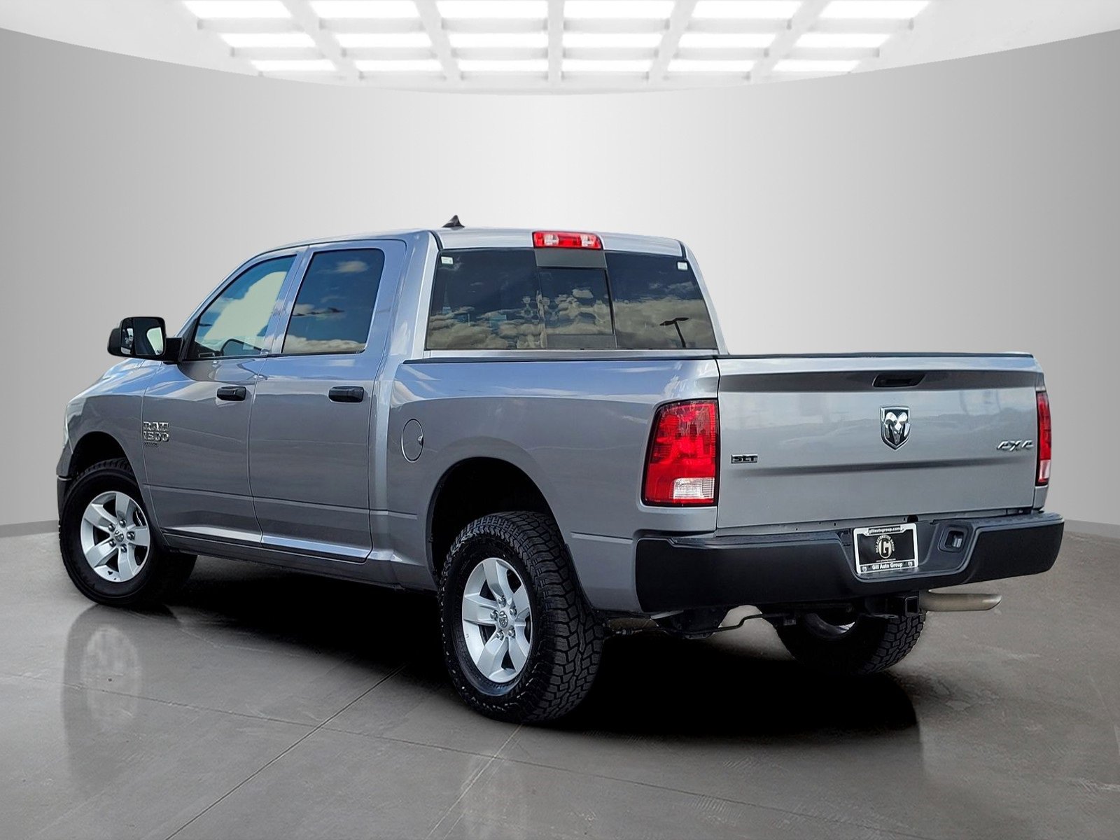 Used 2023 RAM 1500 Classic SLT w/ Trailer & Traction Group image 6