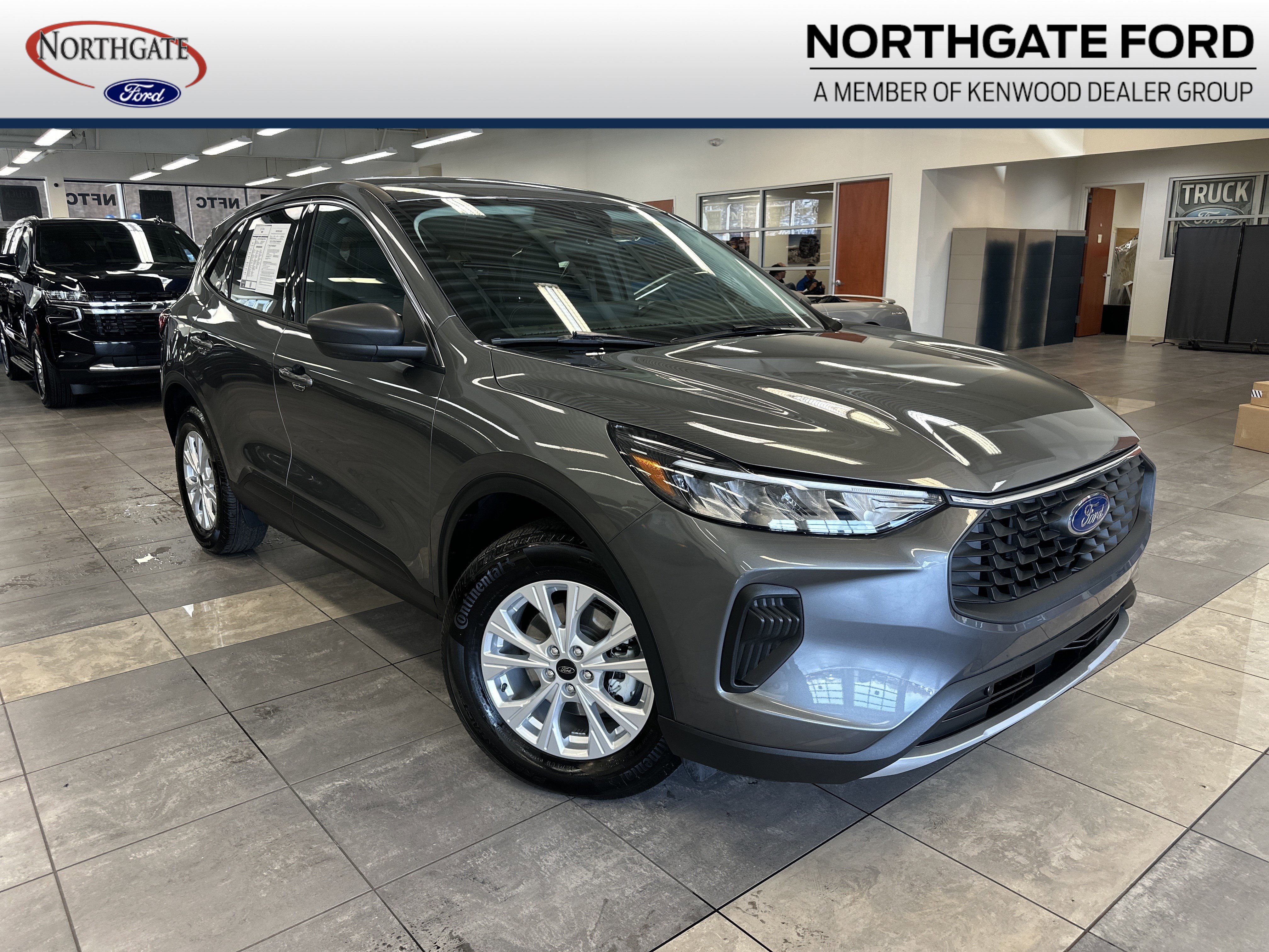 Used 2023 Ford Escape Active w/ Tech Pack #1 image 1