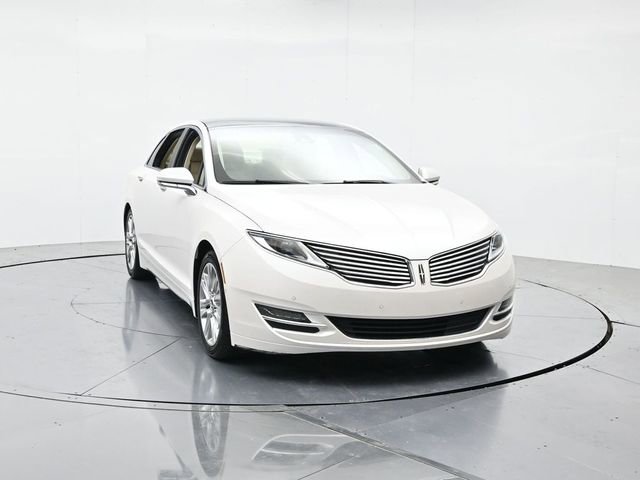 Used 2014 Lincoln MKZ Hybrid w/ Equipment Group 202A Reserve FWD image 4