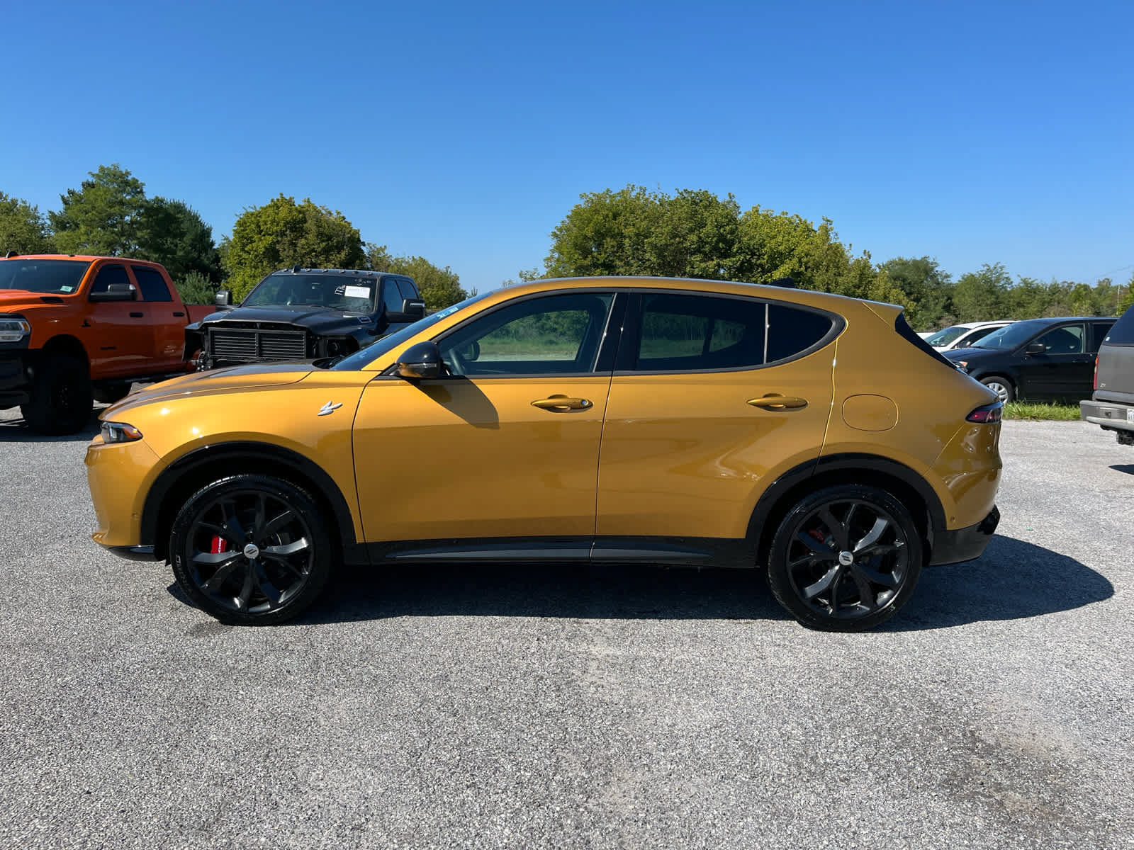 Used 2025 Dodge Hornet R/T w/ Track Pack AWD/4WD image 6