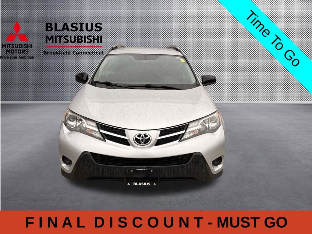 Used 2015 Toyota RAV4 LE AWD/4WD image 3