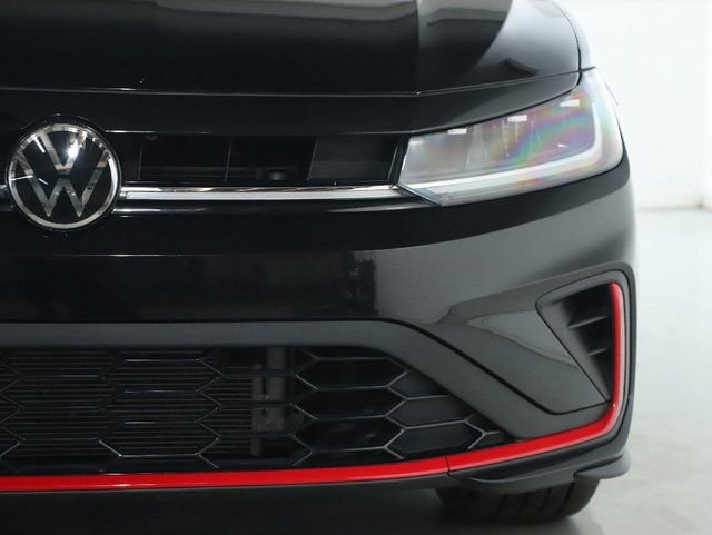 Certified 2025 Volkswagen Jetta GLI Autobahn image 7
