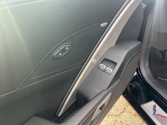 Used 2019 Chevrolet Corvette Stingray Coupe w/ 1LT image 11
