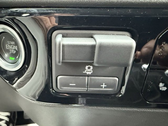 Used 2024 Chevrolet Silverado 1500 RST w/ Convenience Package II image 29