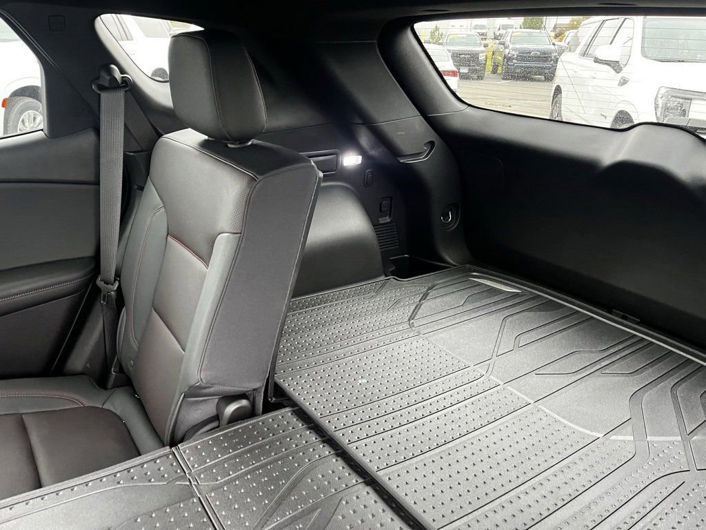 New 2024 Chevrolet Blazer RS w/ Enhanced Convenience Package image 32