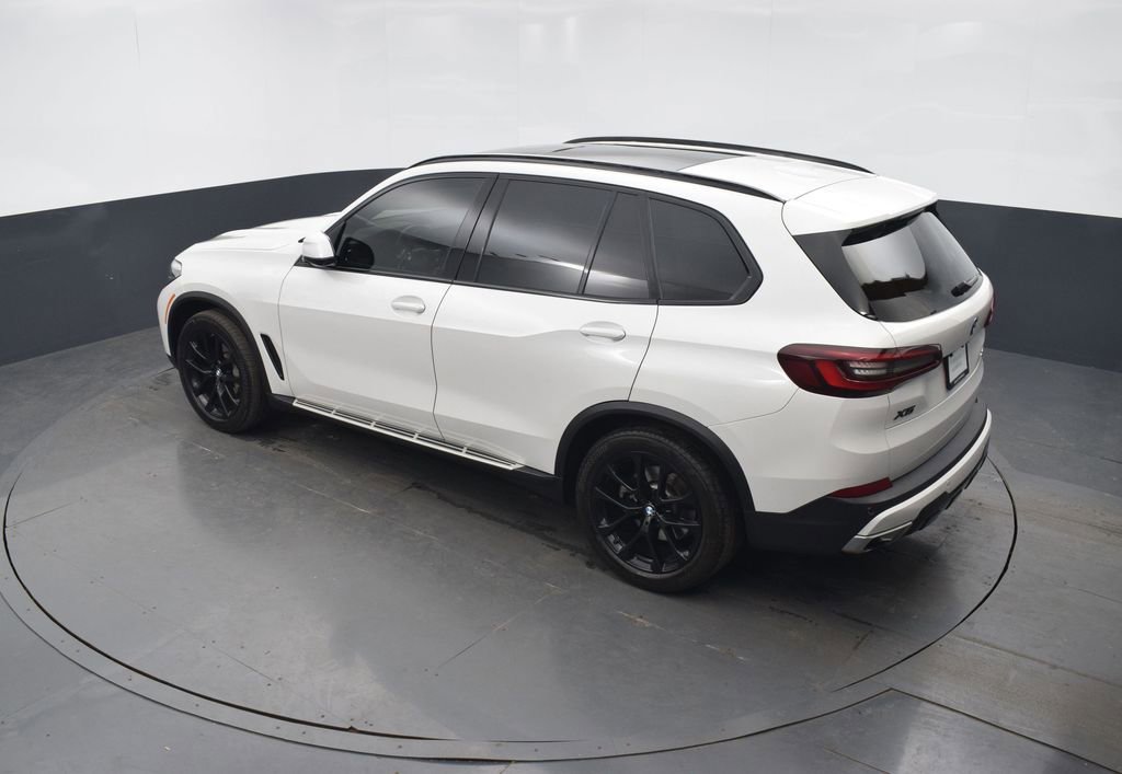 Used 2023 BMW X5 xDrive40i w/ Premium Package image 43
