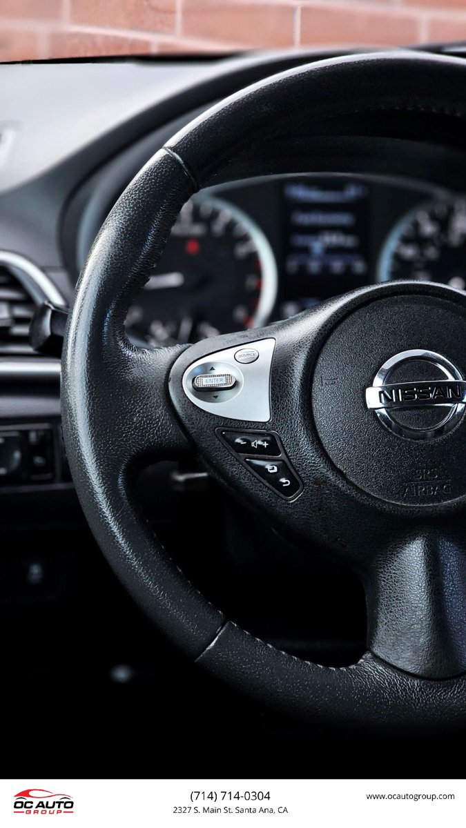 Used 2017 Nissan Sentra SV FWD image 28