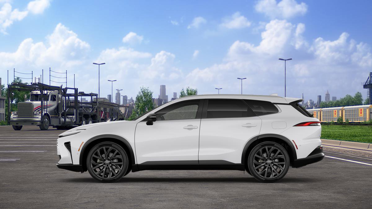 New 2025 Toyota Crown Signia image 6