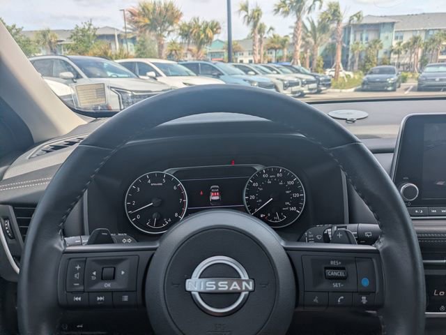 Used 2024 Nissan Rogue SV w/ SV Premium Package FWD image 29
