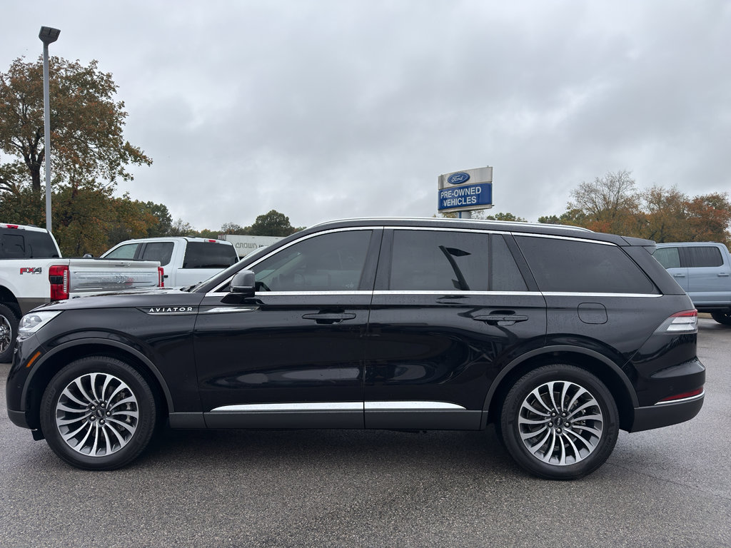 Used 2022 Lincoln Aviator Reserve w/ Equipment Group 201A AWD/4WD image 8
