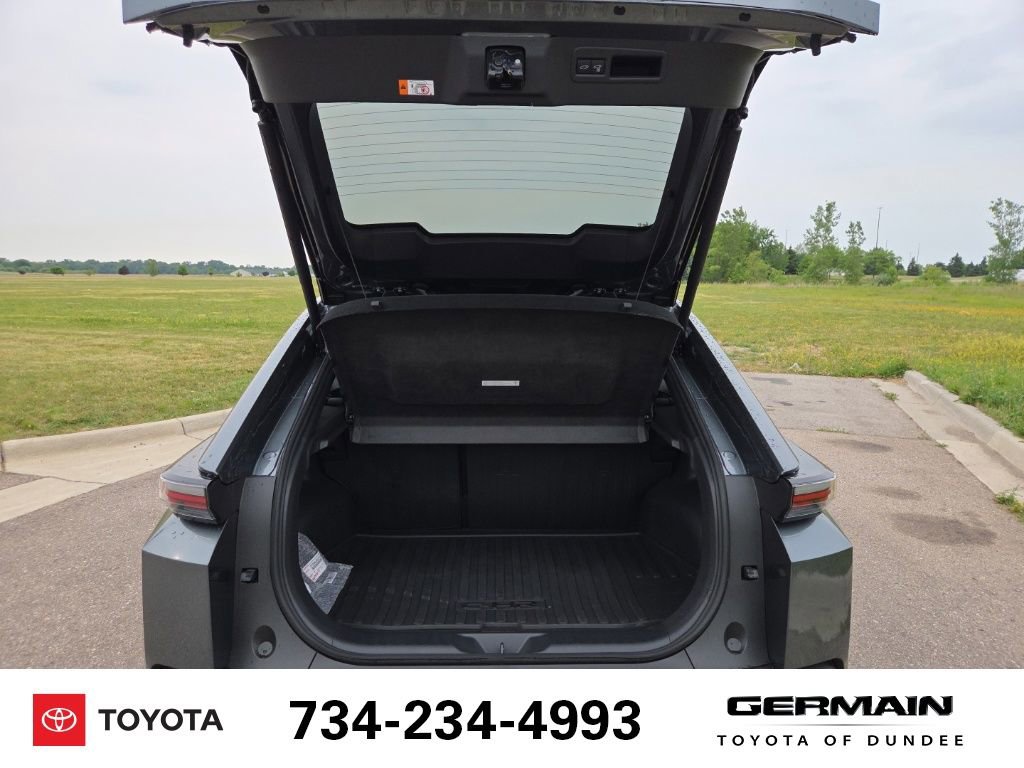 New 2026 Toyota C-HR AWD/4WD image 31
