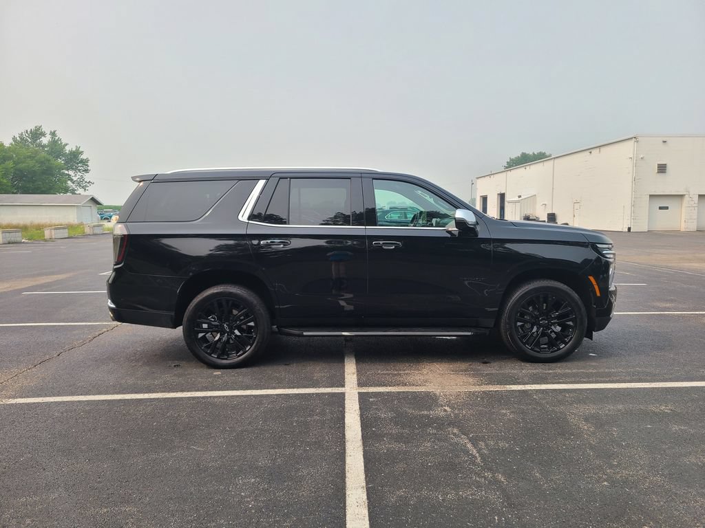 Used 2025 Chevrolet Tahoe Premier AWD/4WD image 8