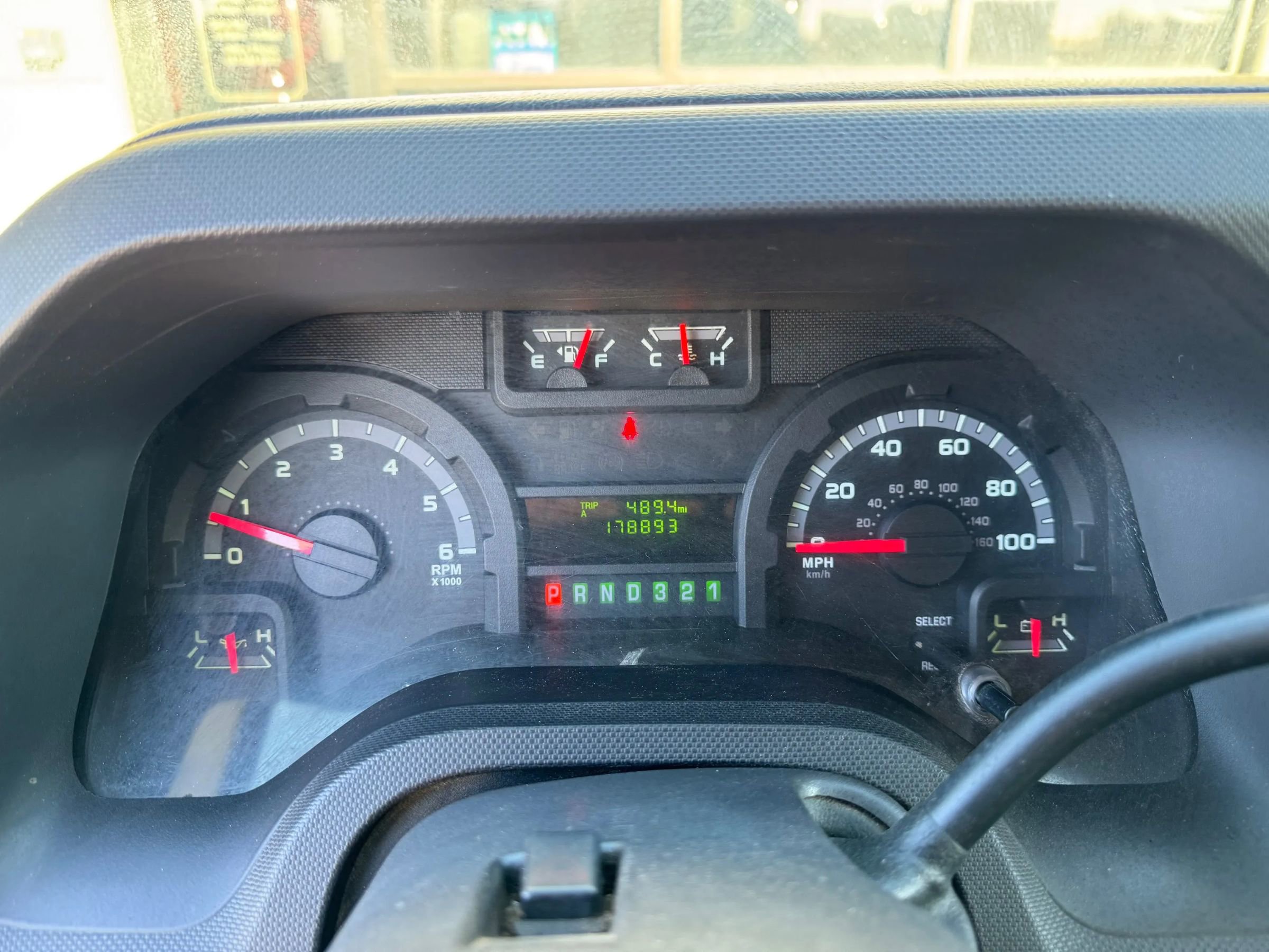 Used 2015 Ford E-350 and Econoline 350 Super Duty image 10