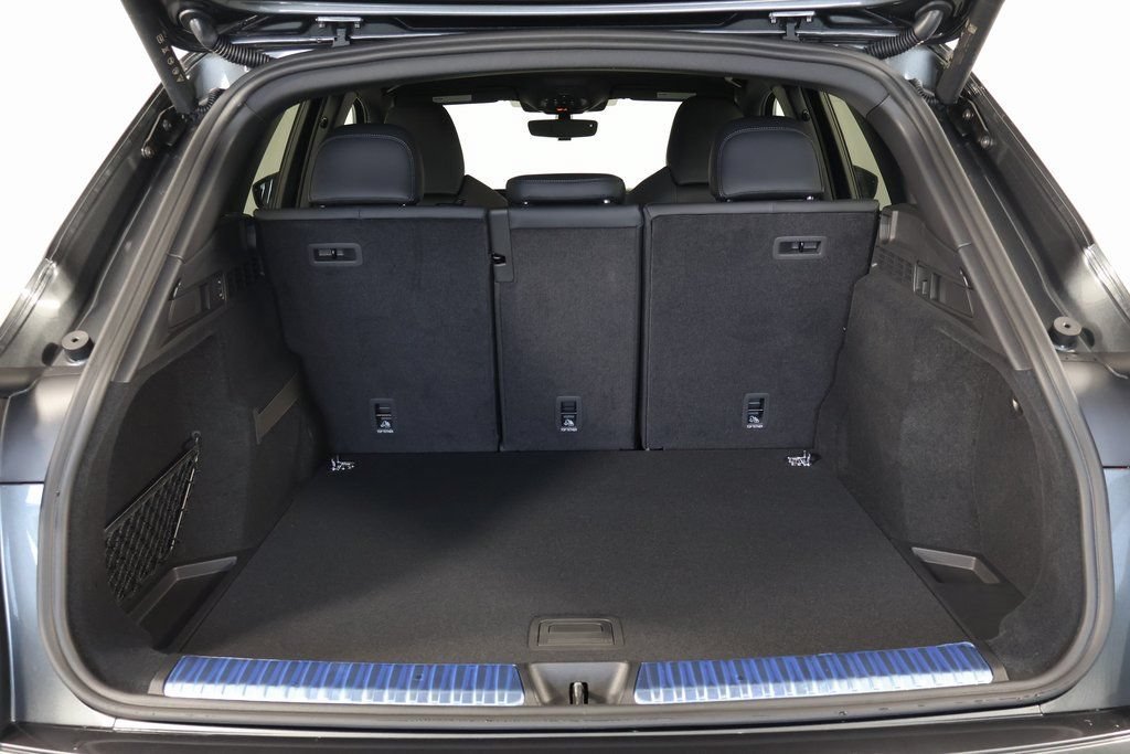 New 2026 Audi SQ5 Premium Plus AWD/4WD image 8