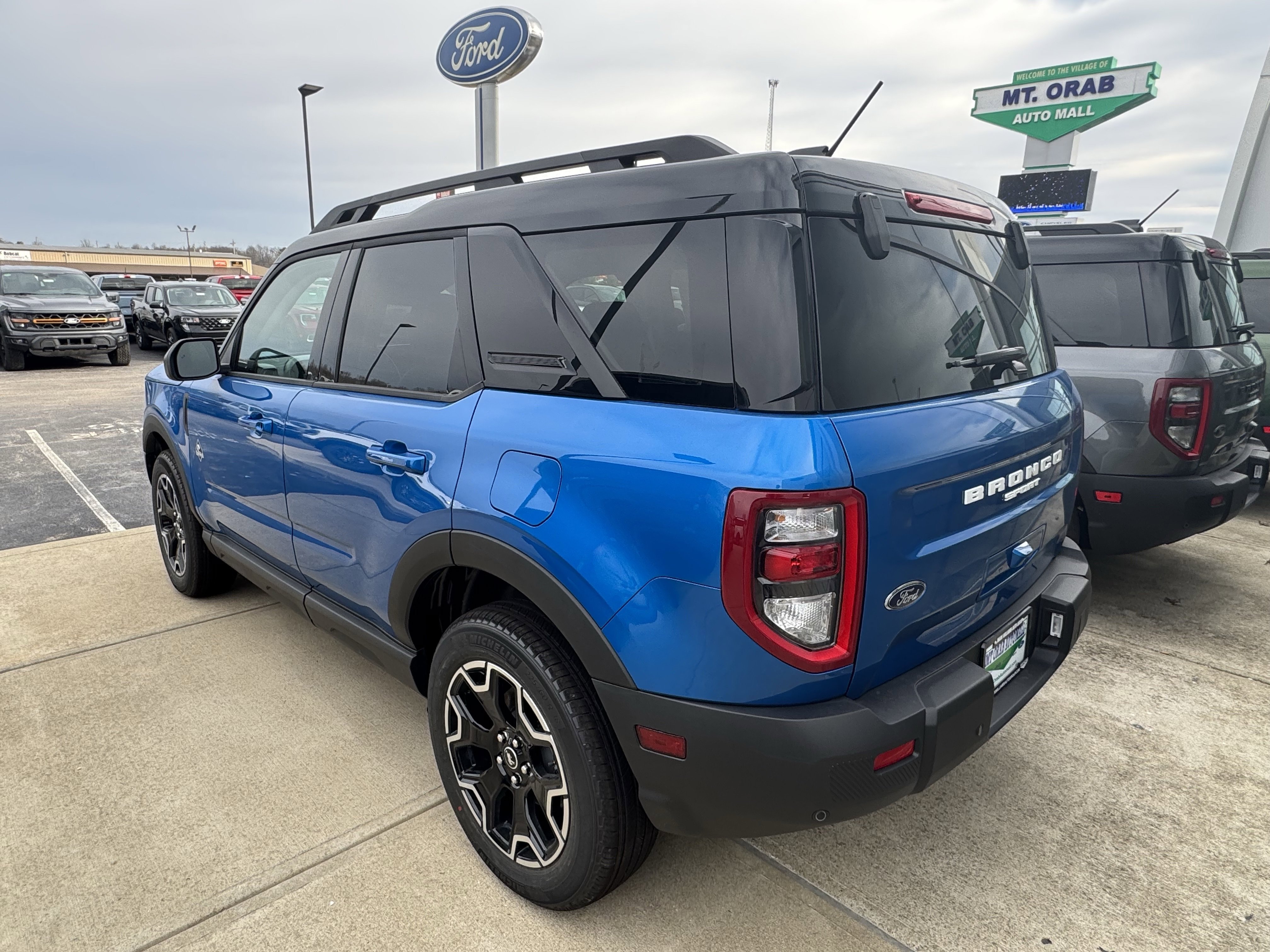 New 2025 Ford Bronco Sport Outer Banks AWD/4WD image 3