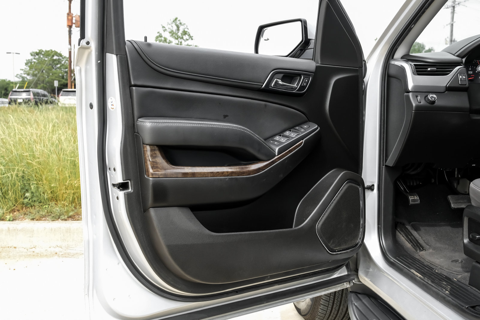 Used 2020 Chevrolet Tahoe LS RWD image 42