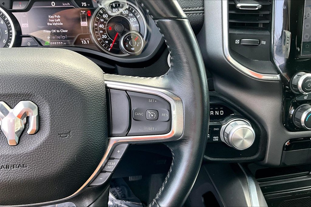 Used 2022 RAM 1500 Laramie AWD/4WD image 15