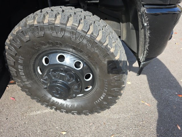 Used 2025 RAM 3500 Laramie w/ Night Edition AWD/4WD image 13