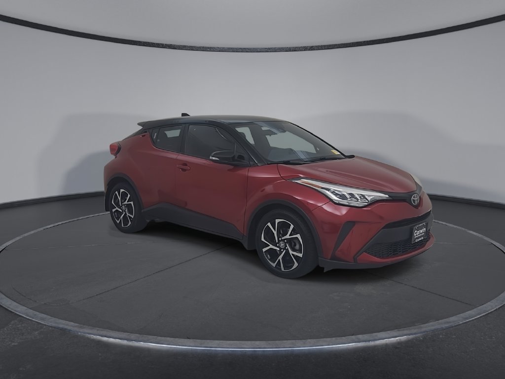 Used 2020 Toyota C-HR XLE FWD image 3