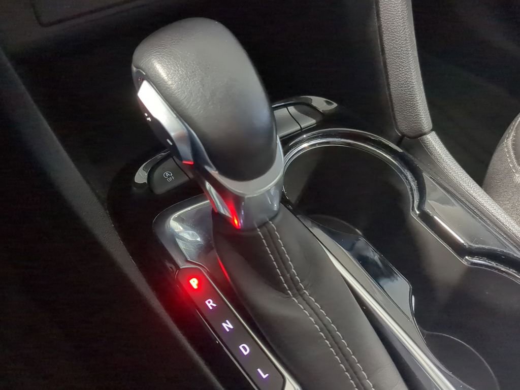 Used 2023 Buick Encore GX Essence w/ Experience Buick Package image 37