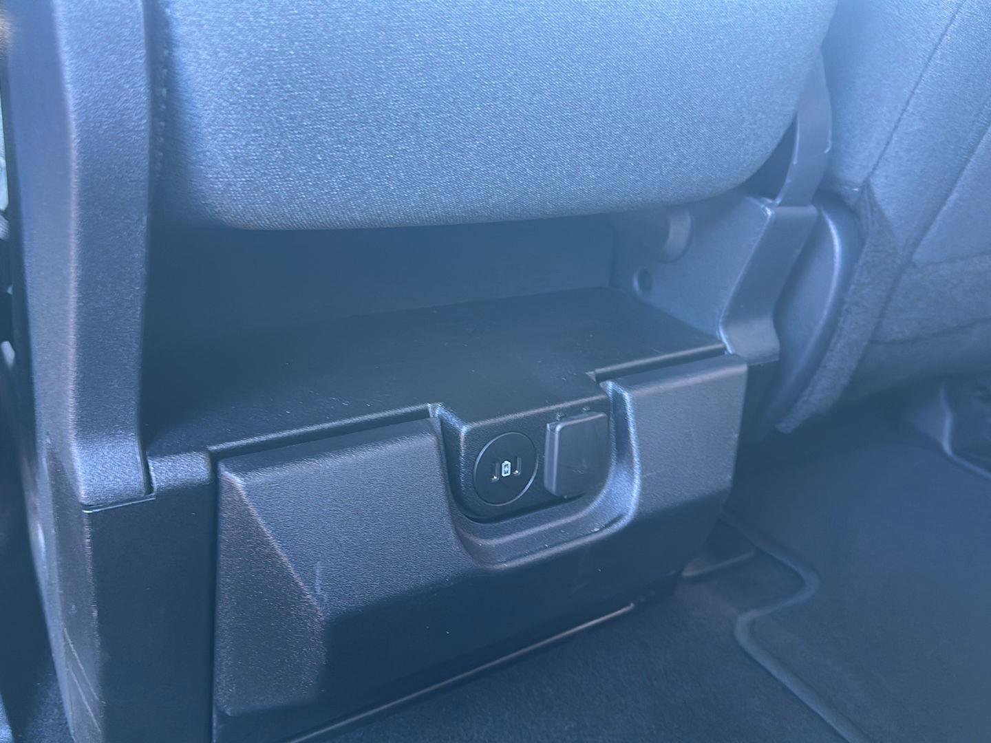 Used 2025 Ford F150 XLT w/ Equipment Group 301A Standard image 16