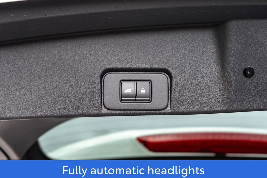 Used 2023 Nissan Rogue Platinum AWD/4WD image 11