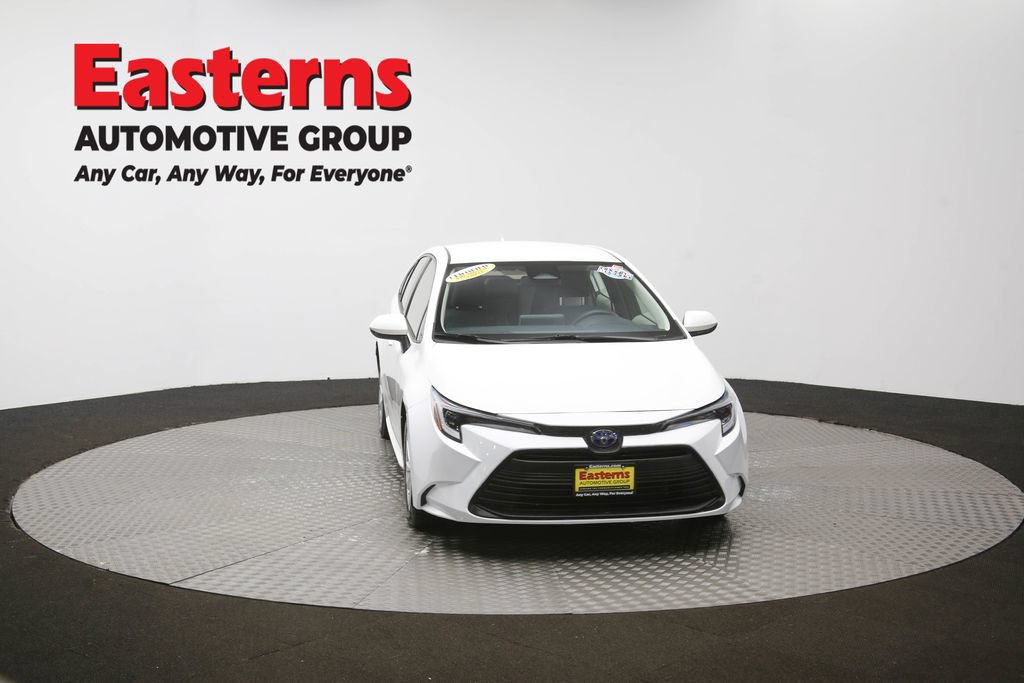 Used 2024 Toyota Corolla LE w/ LE Convenience Package FWD image 51