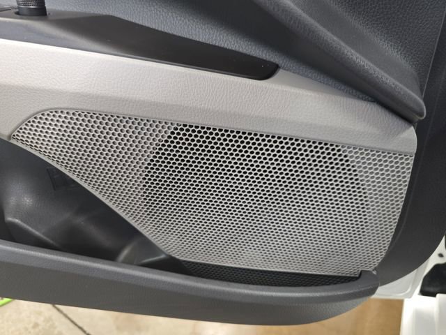 Used 2023 Toyota Camry SE image 11