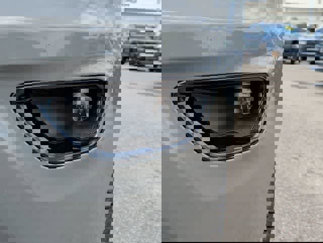 Used 2021 Jeep Grand Cherokee Laredo X image 10