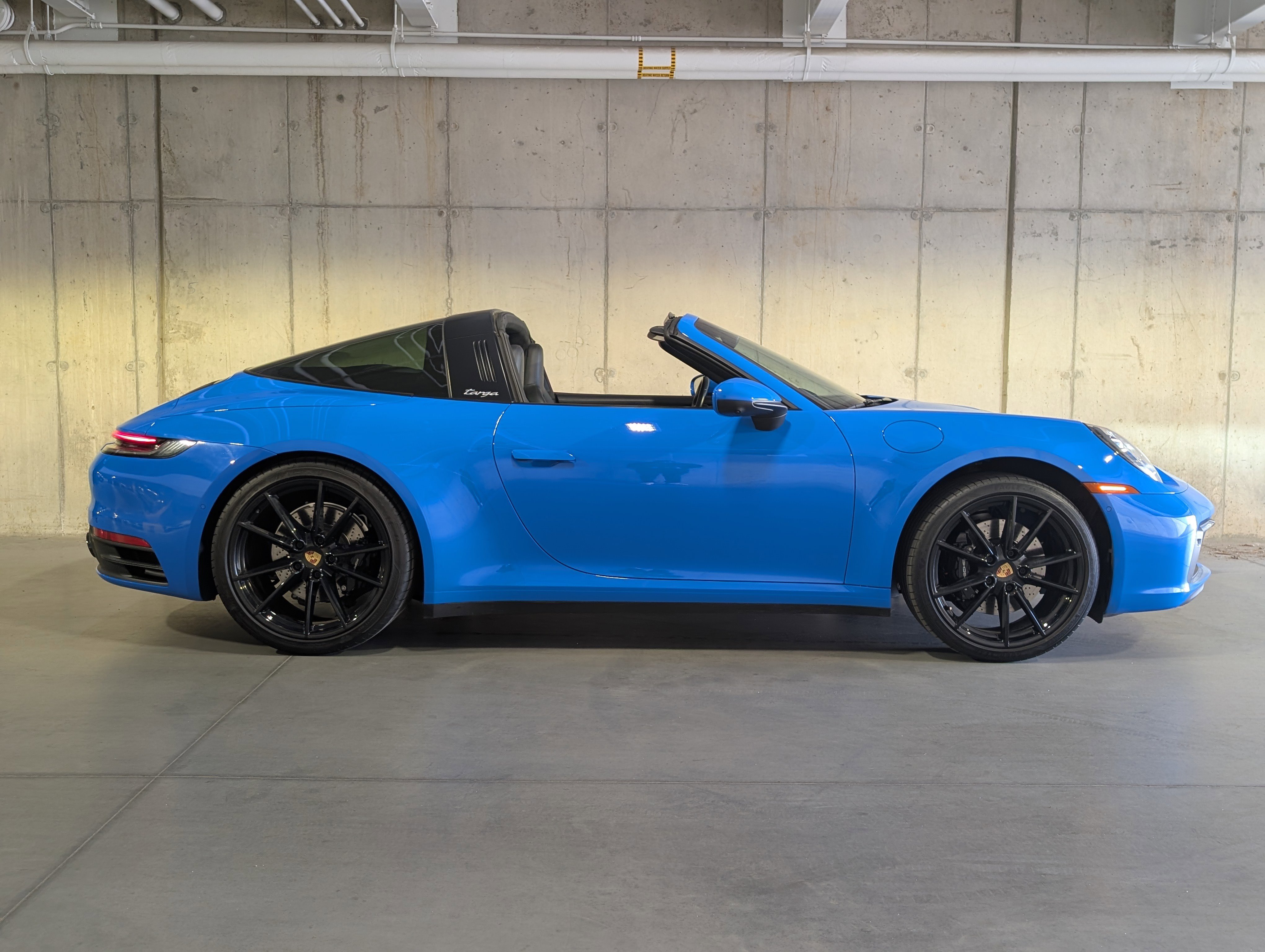 Certified 2022 Porsche 911 Targa 4S image 11
