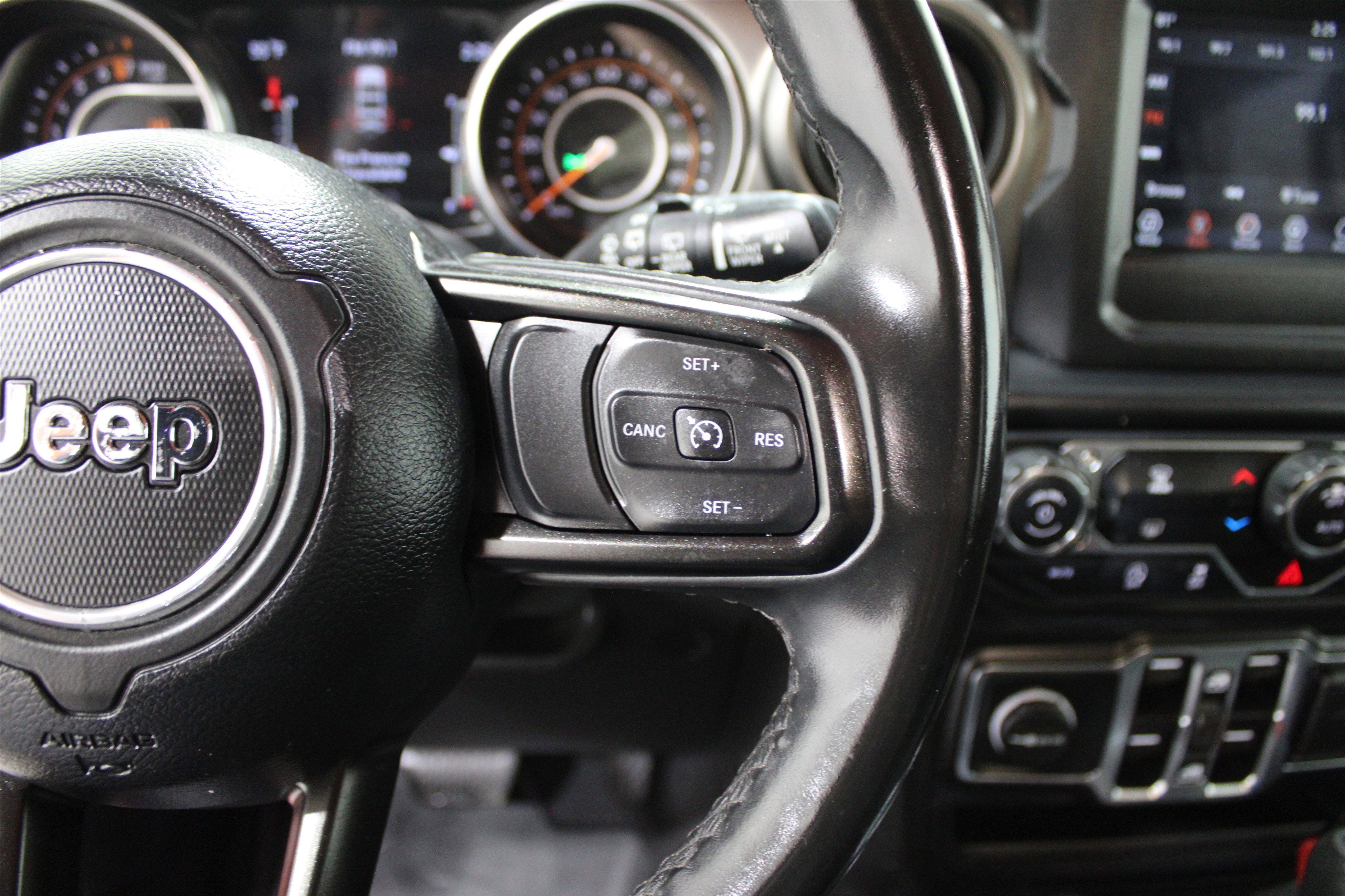 Used 2019 Jeep Wrangler Unlimited Sport S AWD/4WD image 10