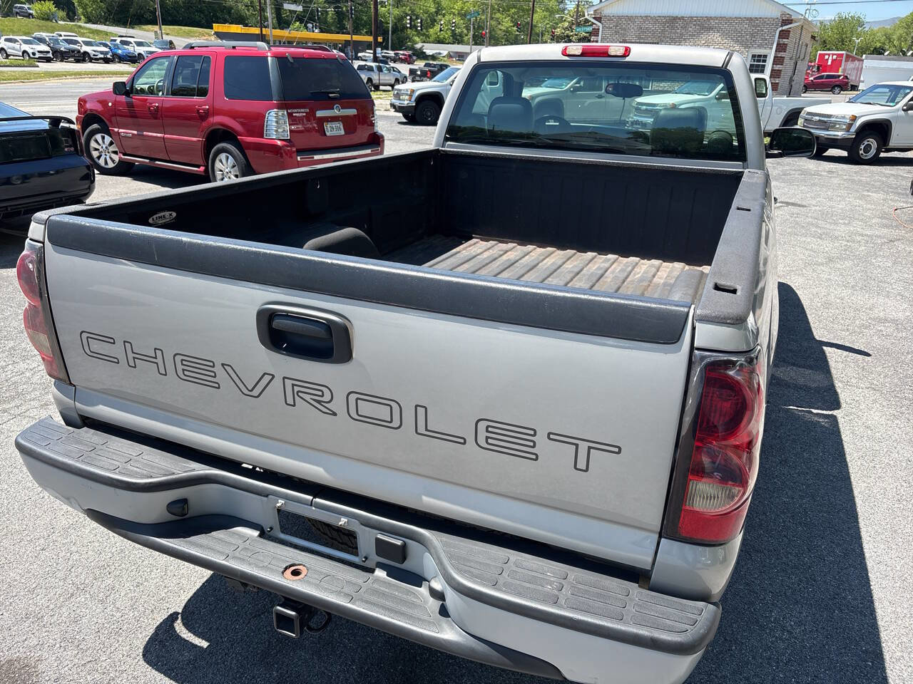 Used 2006 Chevrolet Silverado 1500 W/T RWD image 14