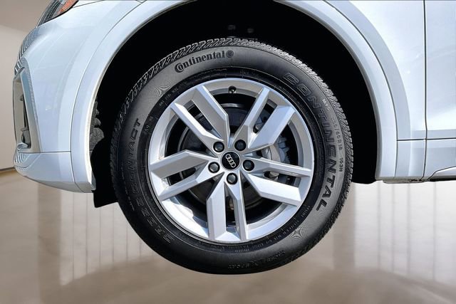 Certified 2023 Audi Q5 2.0T Premium w/ Convenience Package AWD/4WD image 34