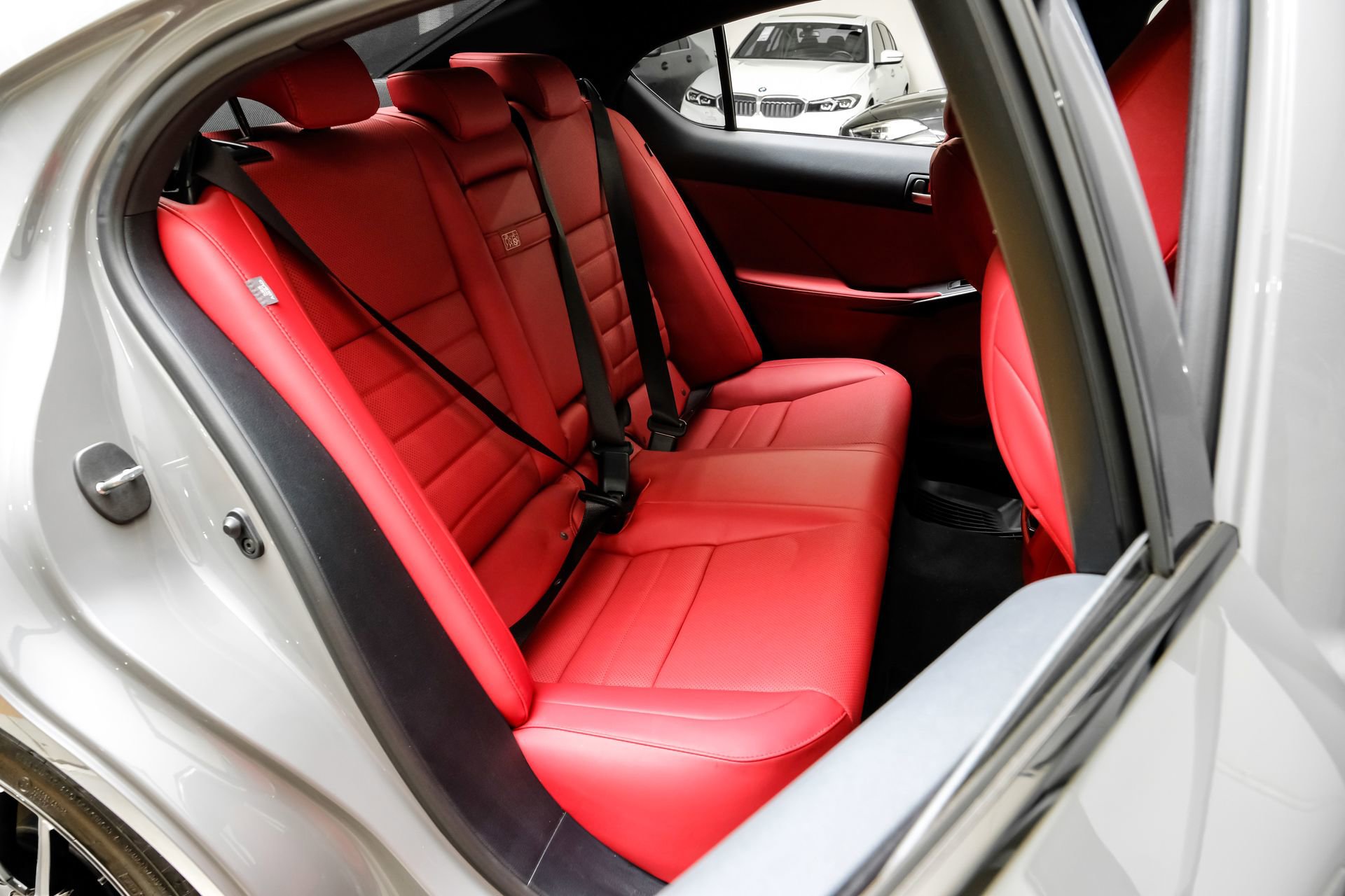 Used 2024 Lexus IS 500 image 39