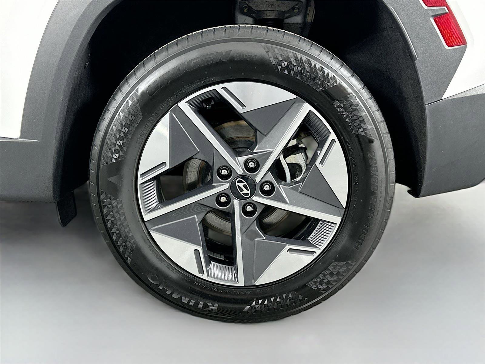 Used 2025 Hyundai Tucson SEL AWD/4WD image 29