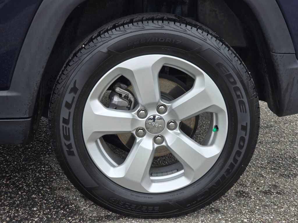 Used 2021 Jeep Compass Latitude image 21