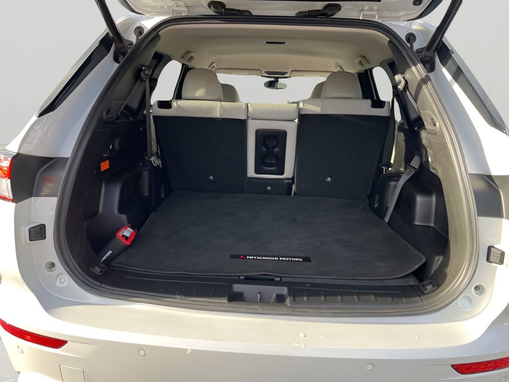 Used 2023 Mitsubishi Outlander SEL image 29